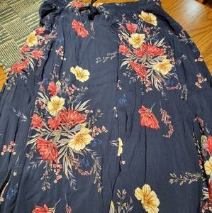 Gently used Torrid maxi skirt size 1